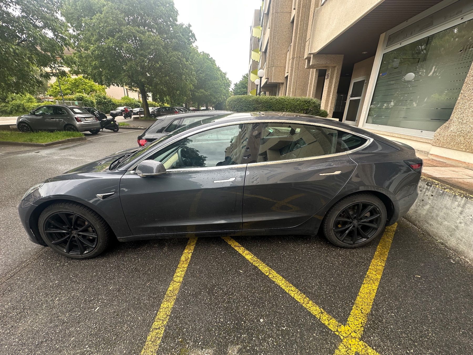 Tesla Automobili: Tesla occasione – Usato da Carouge GE venduto da mbarro 1