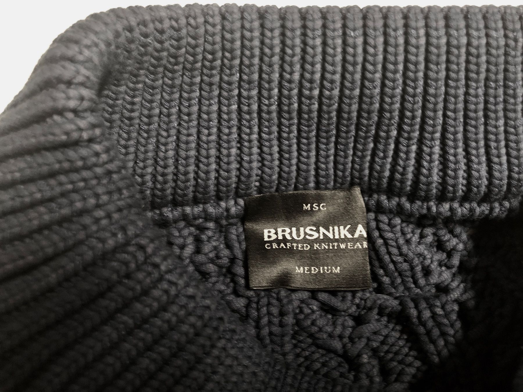 Pullover & Sweatshirts: Baumwoll-Pullover, marineblau, Rundneck, Brusnika – Neu (gemäss Beschreibung) aus Au ZH von hoppundex 4