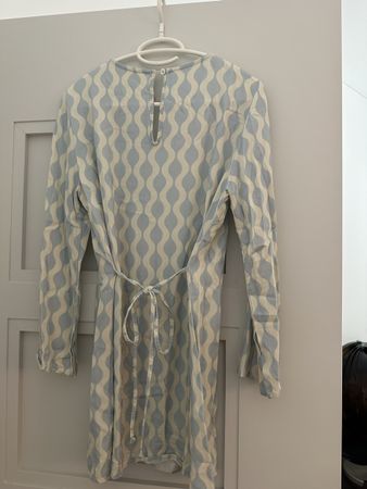 Dress pattern blue white 