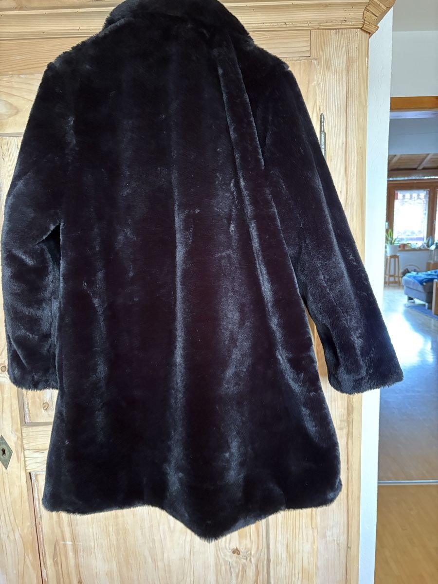 Mäntel: Plüschjacke 40 – Neu (gemäss Beschreibung) aus Sirnach von banshu 1