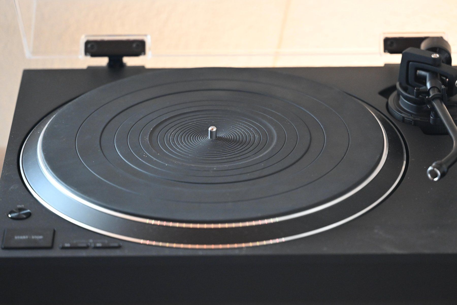 Technics Giradischi: Technics SL 1500 C ohne Tonabnehmer – Usato da Laupen ZH venduto da Zmoewe 3