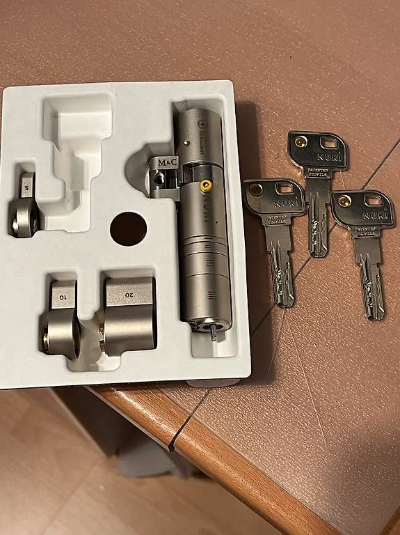 Nuki Lucchetti: Nuki Universal Schweizer Rundprofil Cylinder, Neu, Komplett – Nuovo (secondo la descrizione) da Oberschrot venduto da baldachin01 3