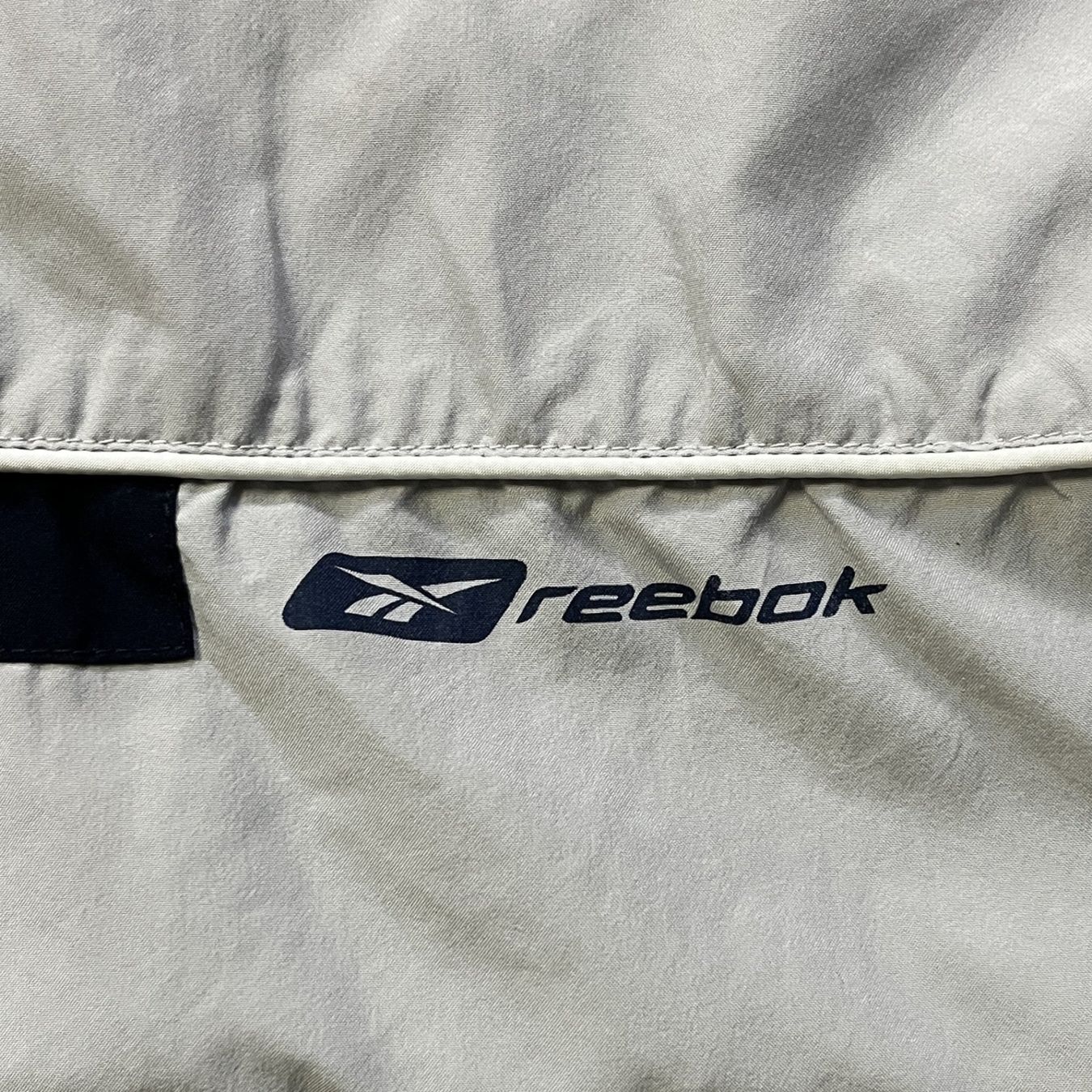 Reebok Giacche: Vintage Reebok Trackjacket (L) – Nuovo (secondo la descrizione) da Chamoson venduto da Sapoloshop 1