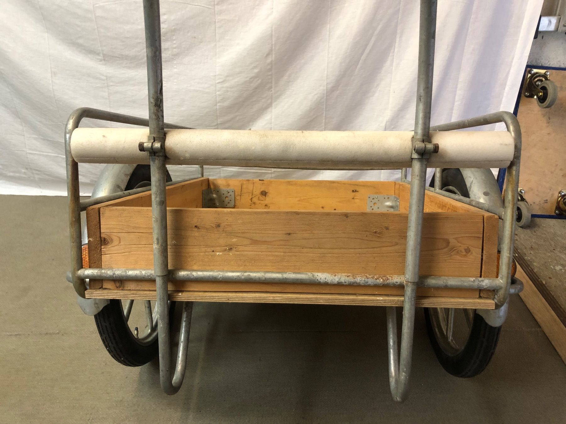 Rimorchi: Robuster Handwagen / Anhänger – Usato da Brunnen venduto da Allerwaren 3