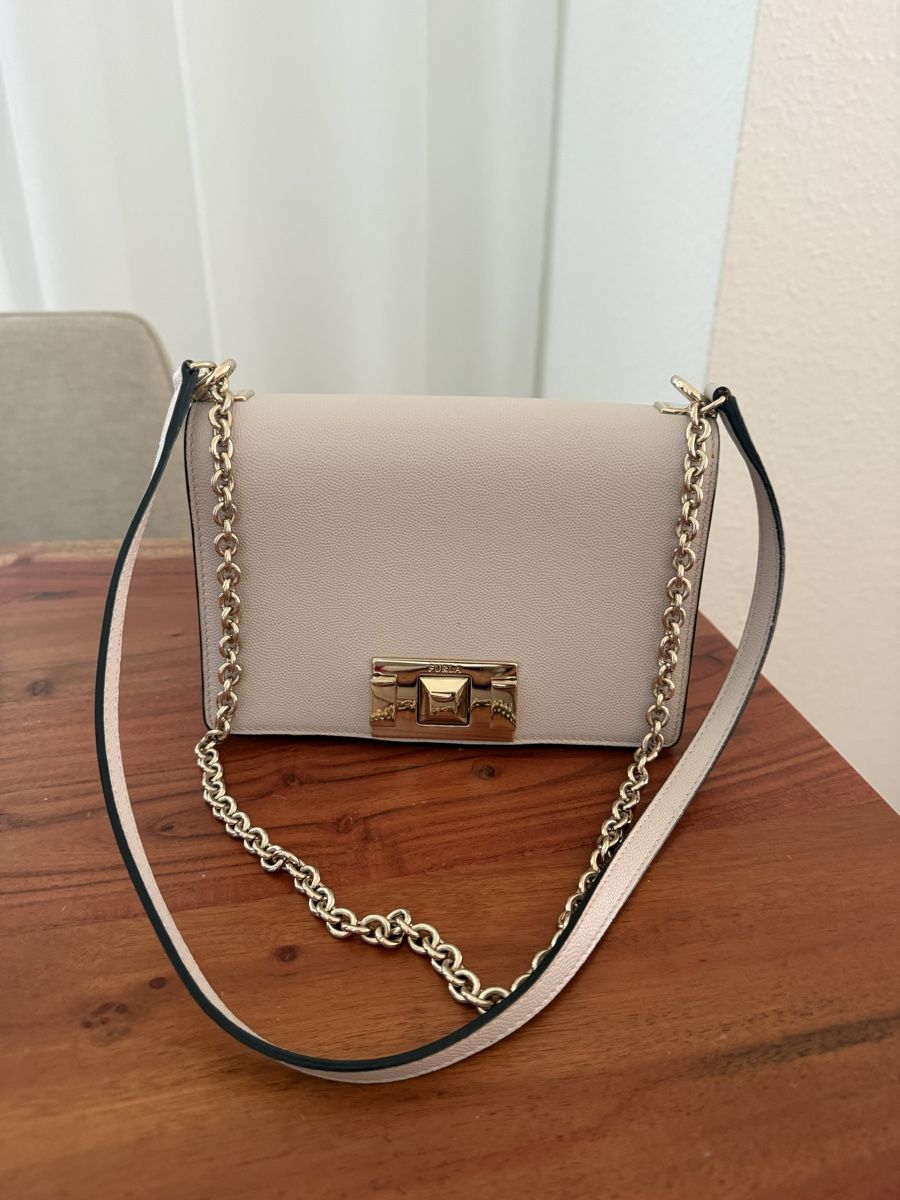 Furla Borse da donna: Furla Tasche in beige/grau – Usato da Dietlikon venduto da Moncler2010 1