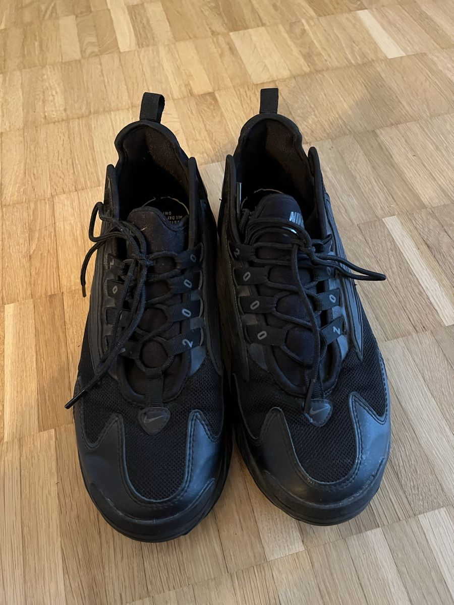 Nike Scarpe da uomo: Nike Schuhe Herren 40.5 – Usato da St. Gallen venduto da Cocobello1892 2
