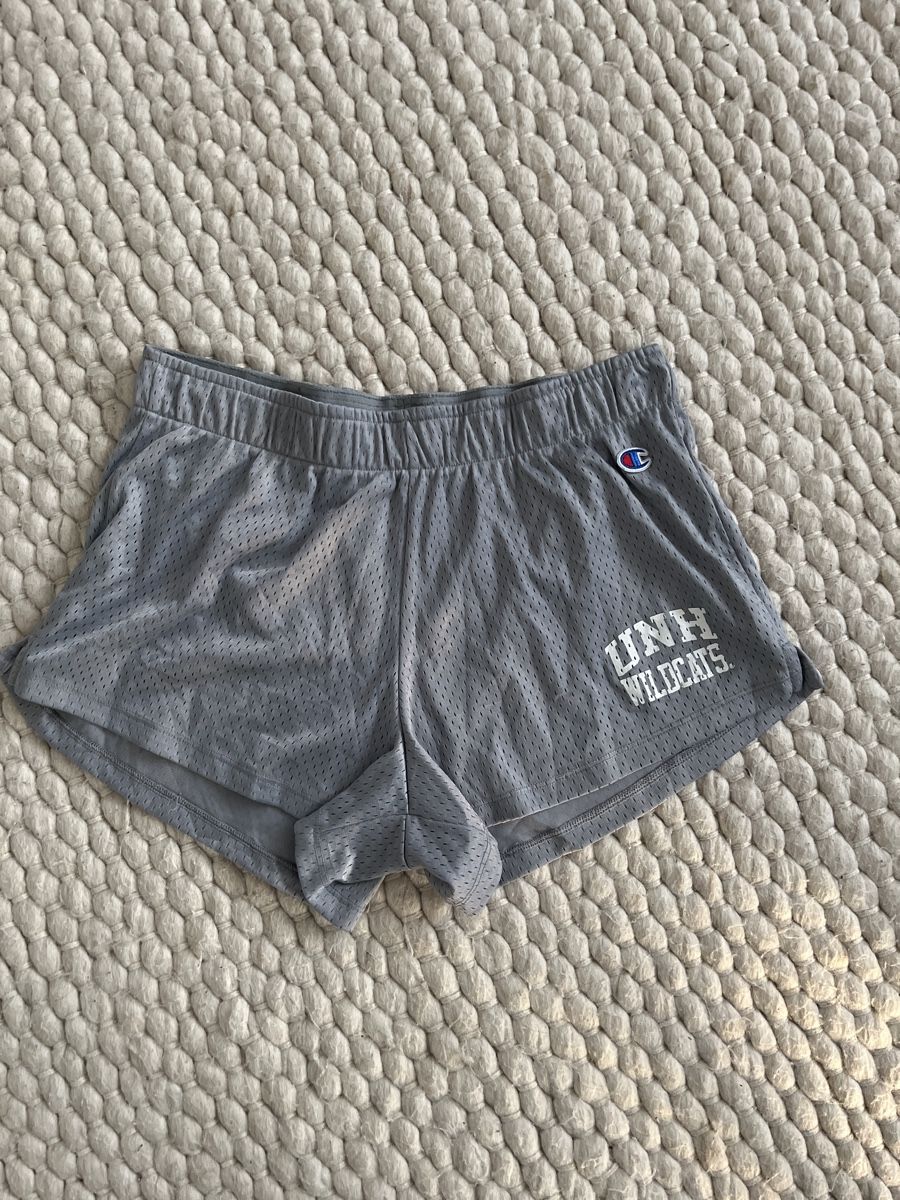 Champion Pantaloni: Champion Shorts Grau, Grösse M – Nuovo (secondo la descrizione) da Burgdorf venduto da Rico340