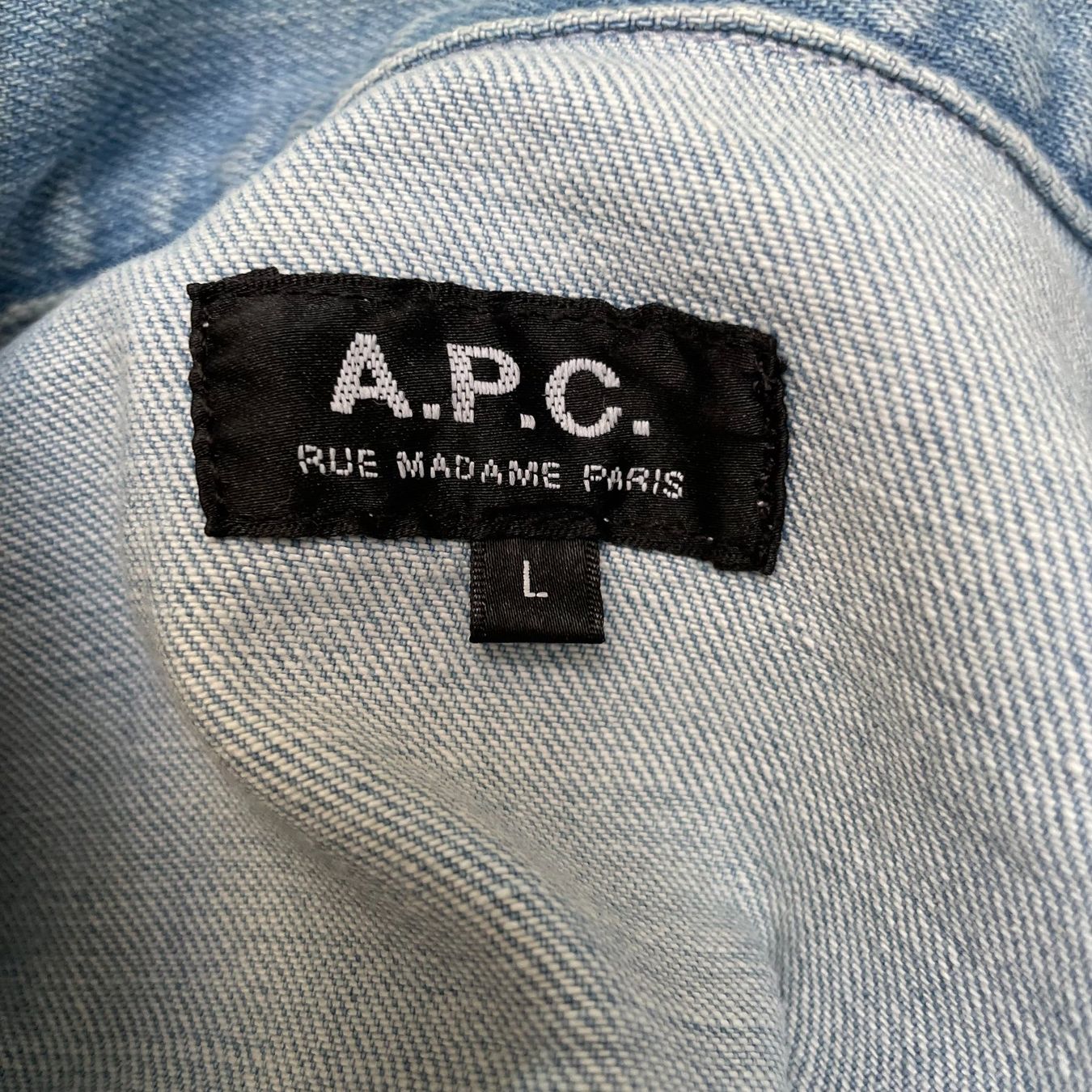 Apc Giacche: Jeans Jacke von a.p.c. – Nuovo (secondo la descrizione) da Aarburg venduto da Qin3ze 2