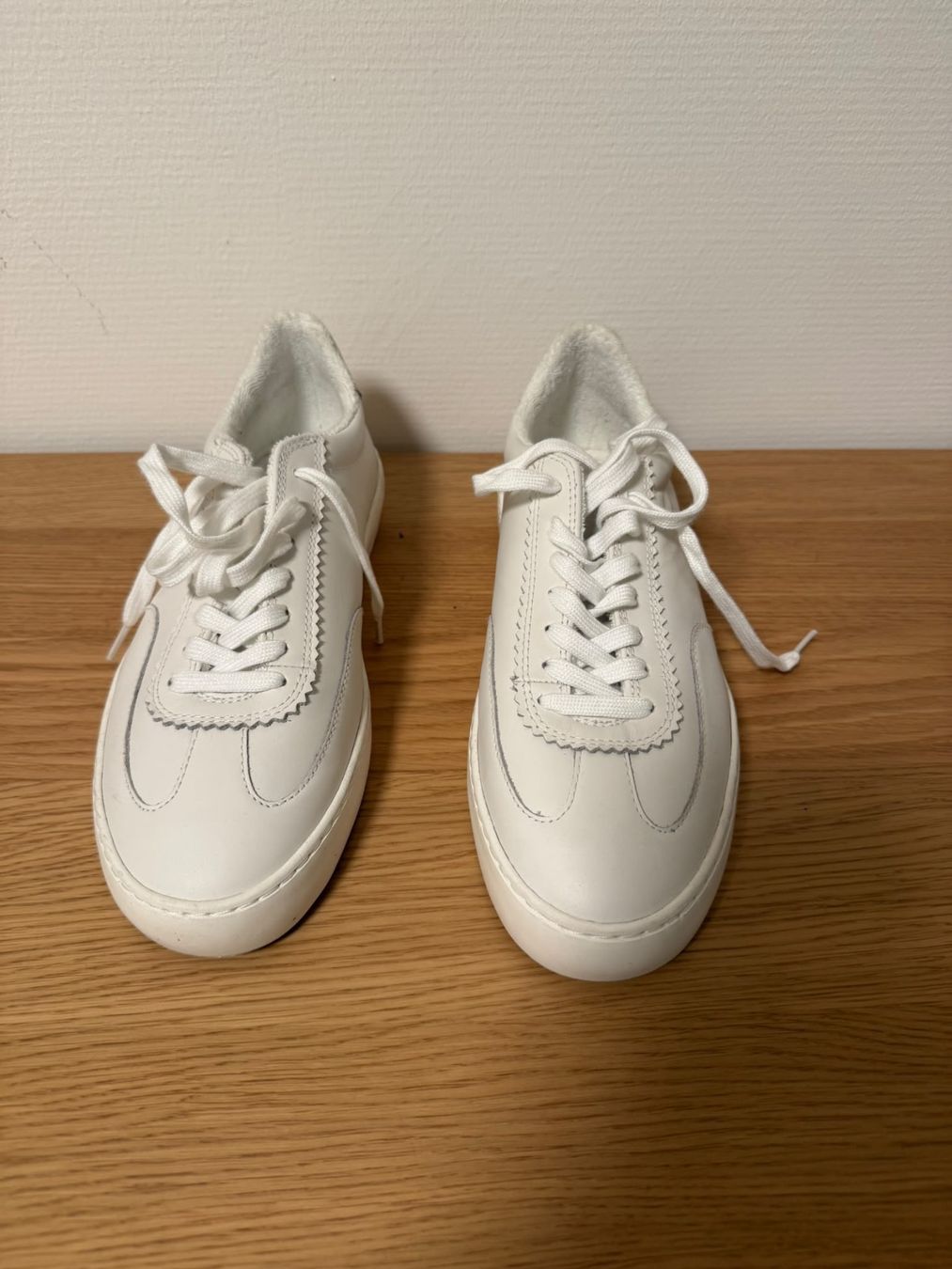 Scarpe da uomo: Scotch & Soda Sneaker weiss Leder – Usato da Rheinfelden venduto da SonjaBana