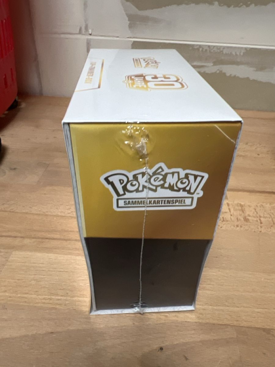 Pokémon Carte collezionabili: Pokemon Top Trainer Box 30th Celebration – Nuovo e nell'imballaggio originale da Goldau venduto da ecko08 1