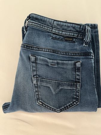 DIESEL Herren Jeans Gr. 30/32