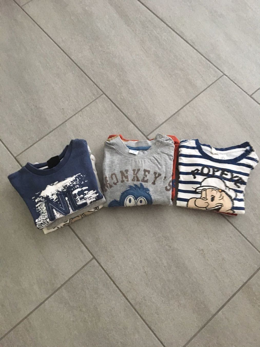 Lotti & Set di vestiti: Kleider Paket Größe 80/86 – Usato da Adliswil venduto da rossoelmare 5