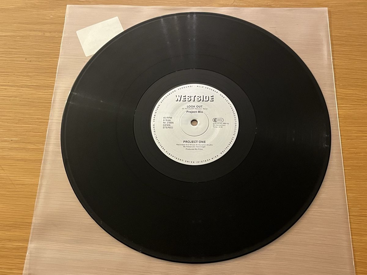 Dischi in vinile: Project One Look out 12“ Maxi – Usato da Basel venduto da Vinyloase 2