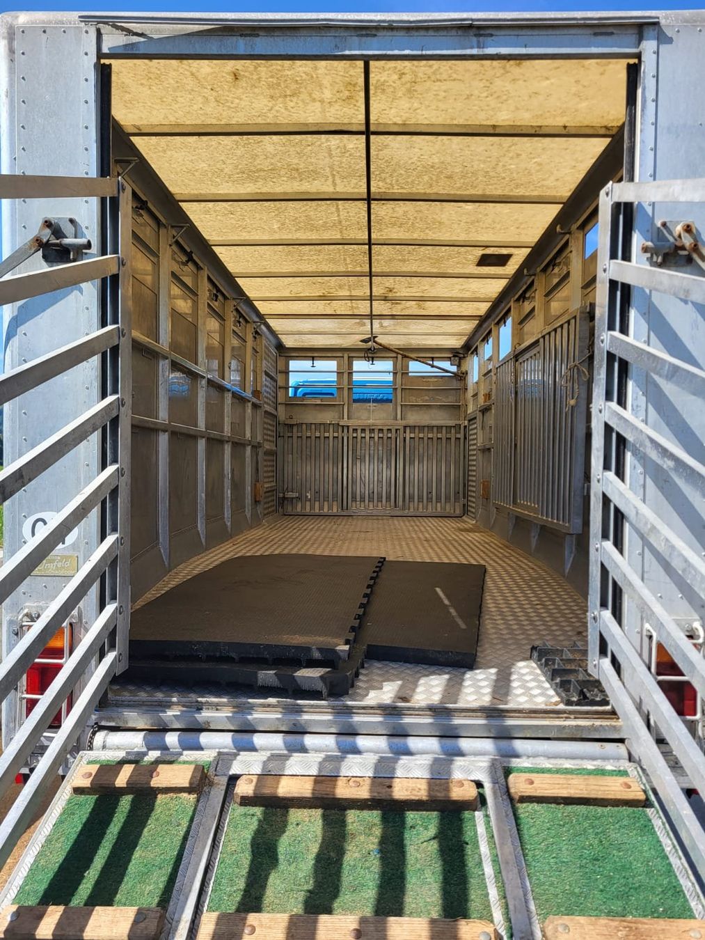 Iveco Camions: Iveco Lastwagen LKW 40km/h – D'occasion à Oberegg par A-Z.Handel.Loehrer 4