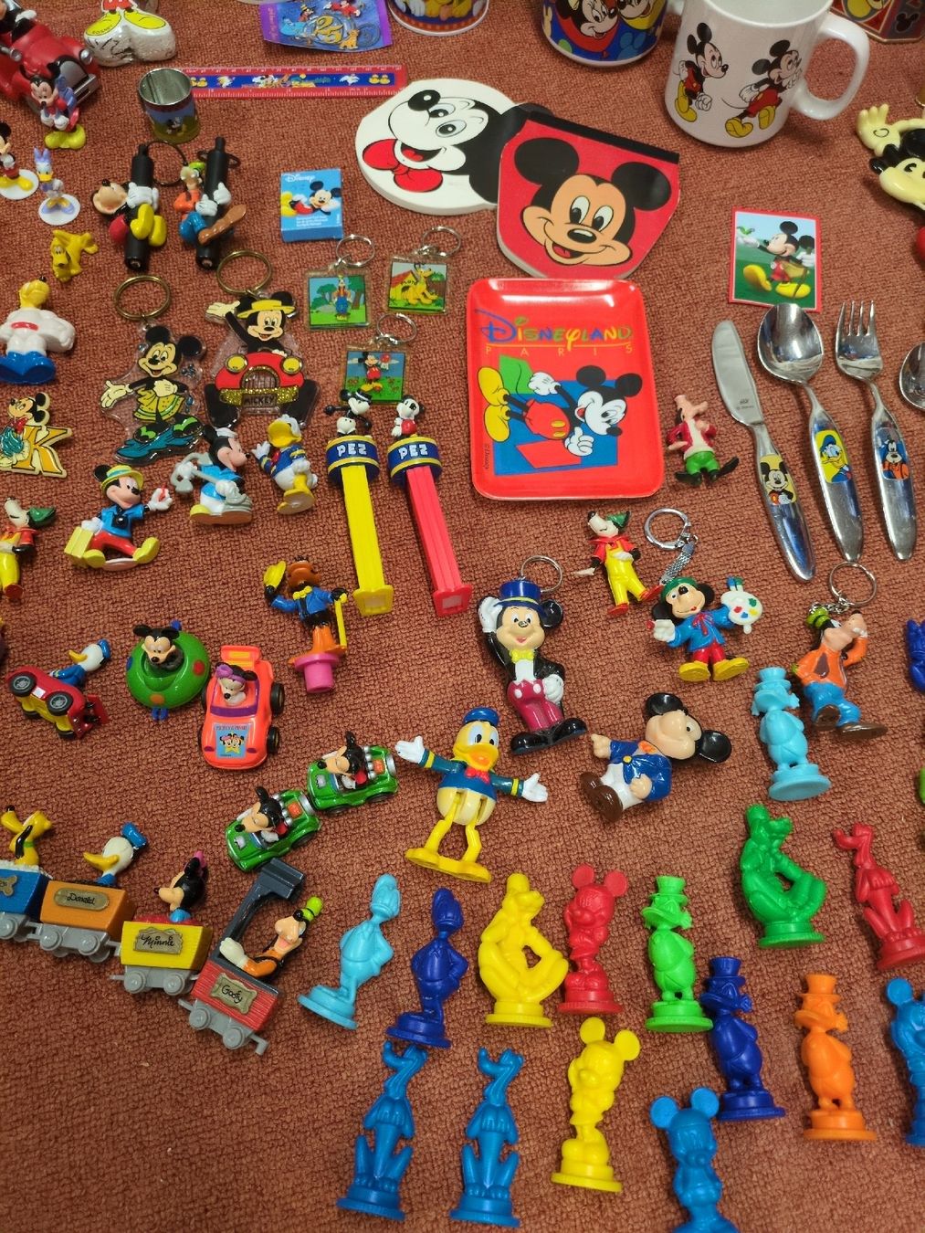 Disney Tutte le decorazioni: Mickey Maus Riesen Sammlung 1/3 – Usato da Meilen venduto da Frensch7 5