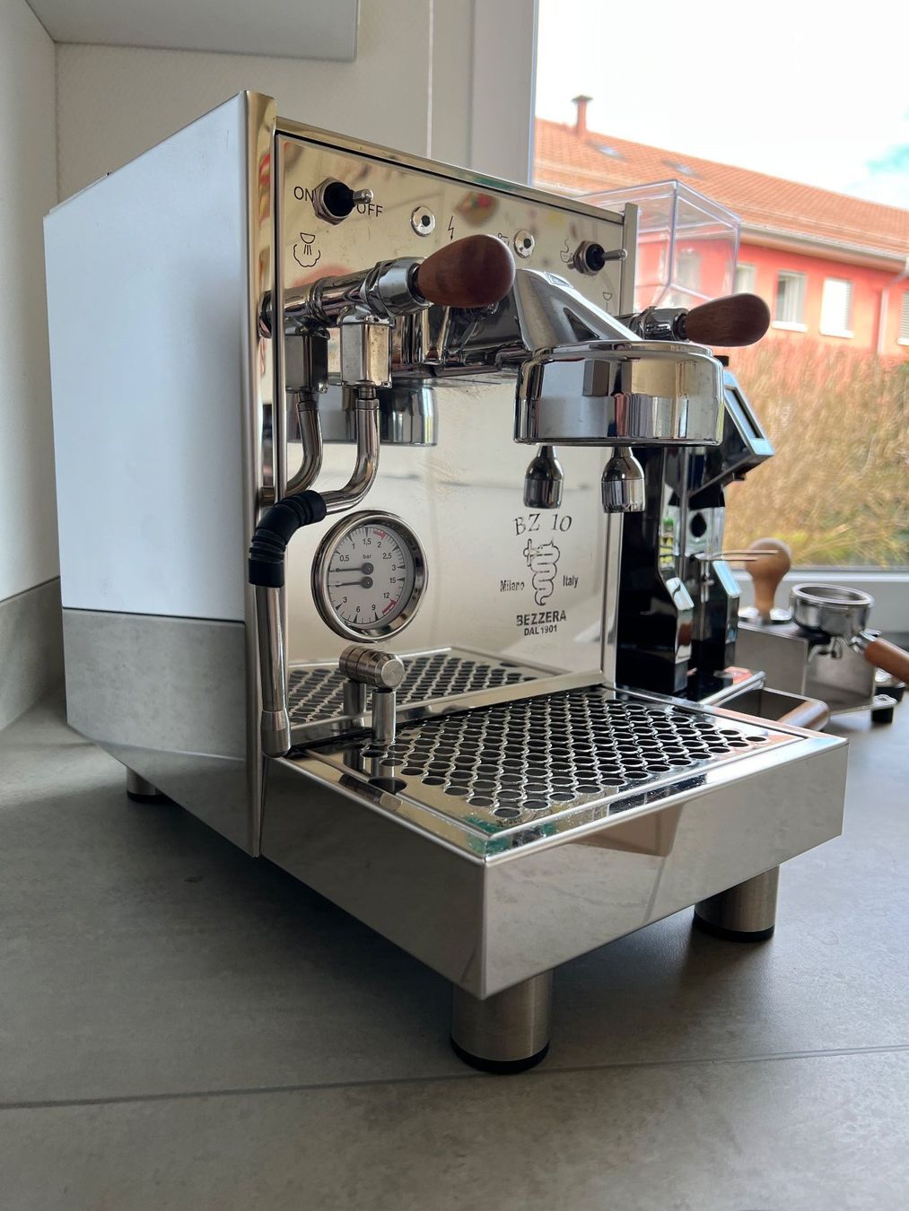 Bezzera Macchine per caffè & Macchine per espresso: Bezzera BZ 10 Siebträgermaschine – Usato da Wiesendangen venduto da hitmaschine 3