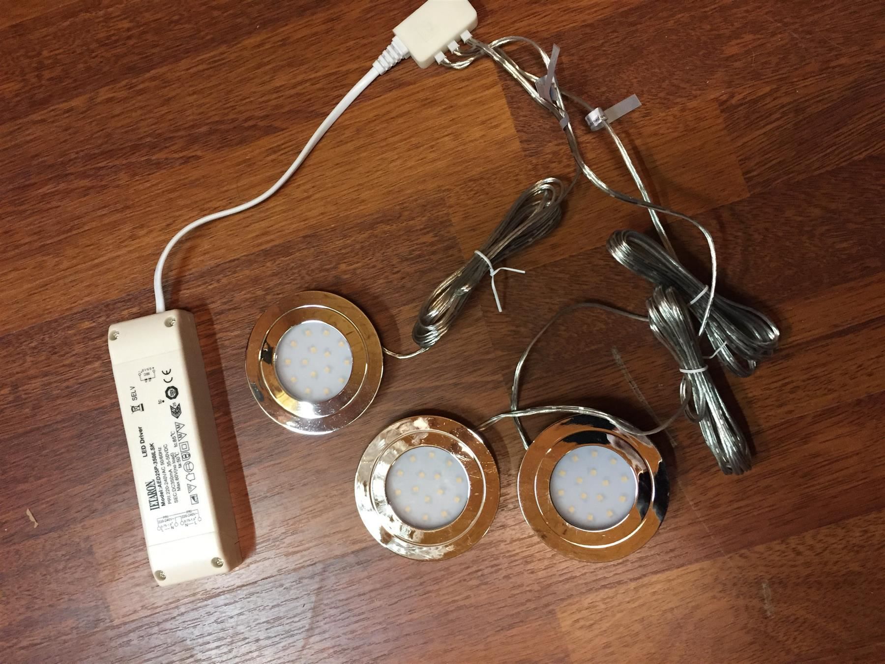 Lampade: LED Einbauleuchten Set 3er,dimmbar-421 – Nuovo (secondo la descrizione) da Recherswil venduto da paulchen09 1