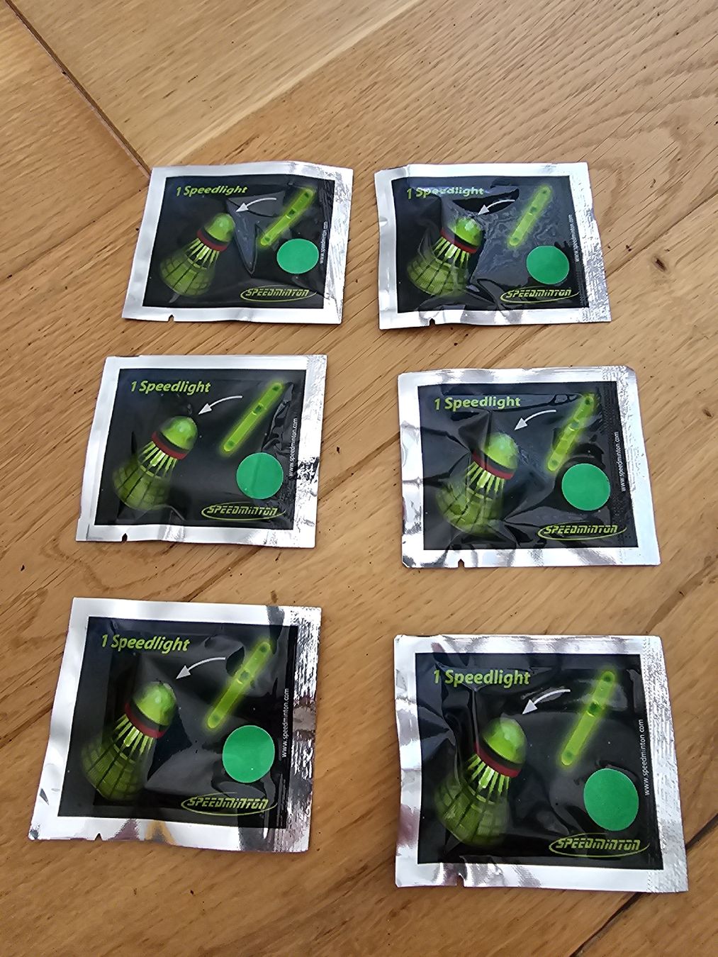 Spiele: Speedminton - 6x Speedlight – Neu und originalverpackt aus Au SG von lar_bx9h