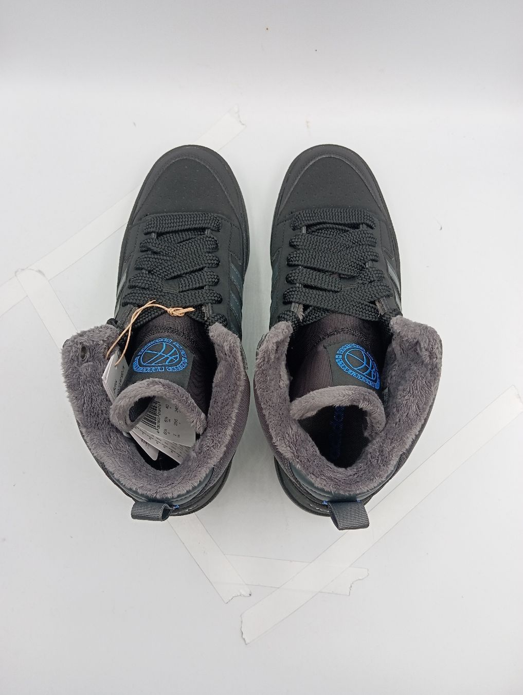 Adidas Scarpe per ragazzi: Adidas Rapid Court Mid J Winter (EU40) – Nuovo e nell'imballaggio originale da Schaffhausen venduto da outlez 5