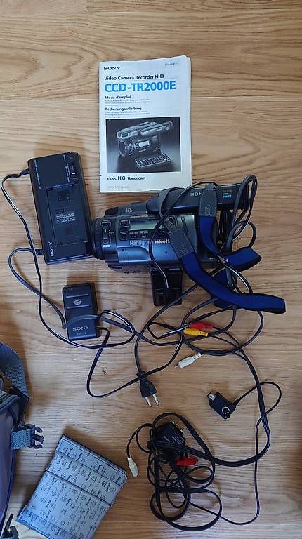 Sony Videocamere: Camcorder Sony CCD-TR2000E, Hi8 – Usato da Winterthur venduto da AtlantisZ1