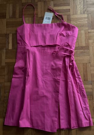Robe rose fuschia, taille 34, parfaite pour l'été !neuve