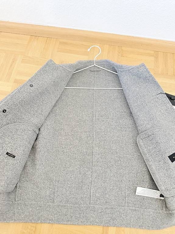 Giacche: Massimo Dutti Jacke Grau – Usato da Basel venduto da alu_l9s8 4