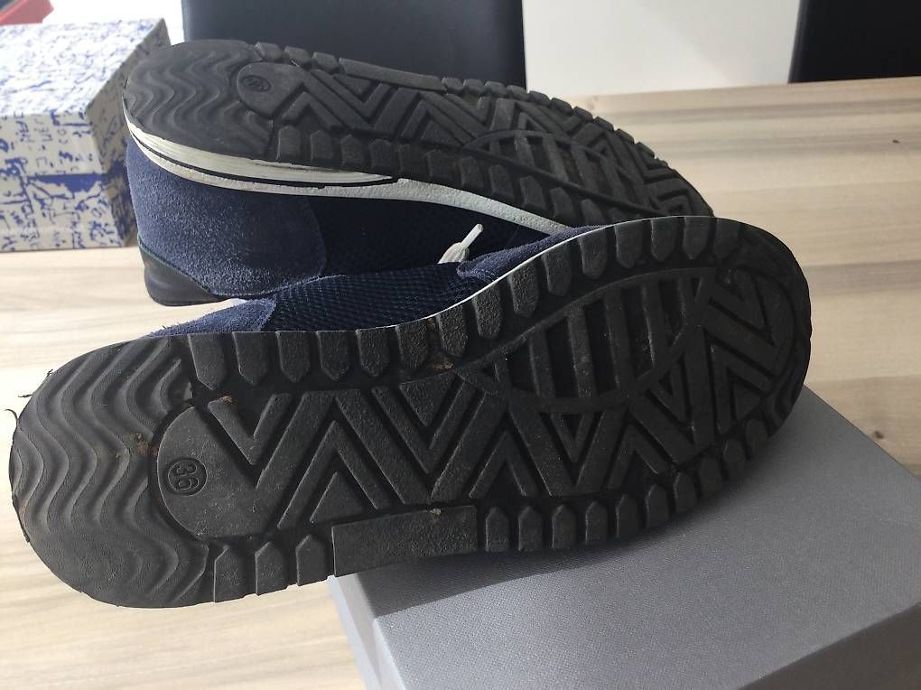 Scarpe per ragazzi: Exklusive Sneakers von Florens Gr. 36 – Usato da Riehen venduto da Sina13 2