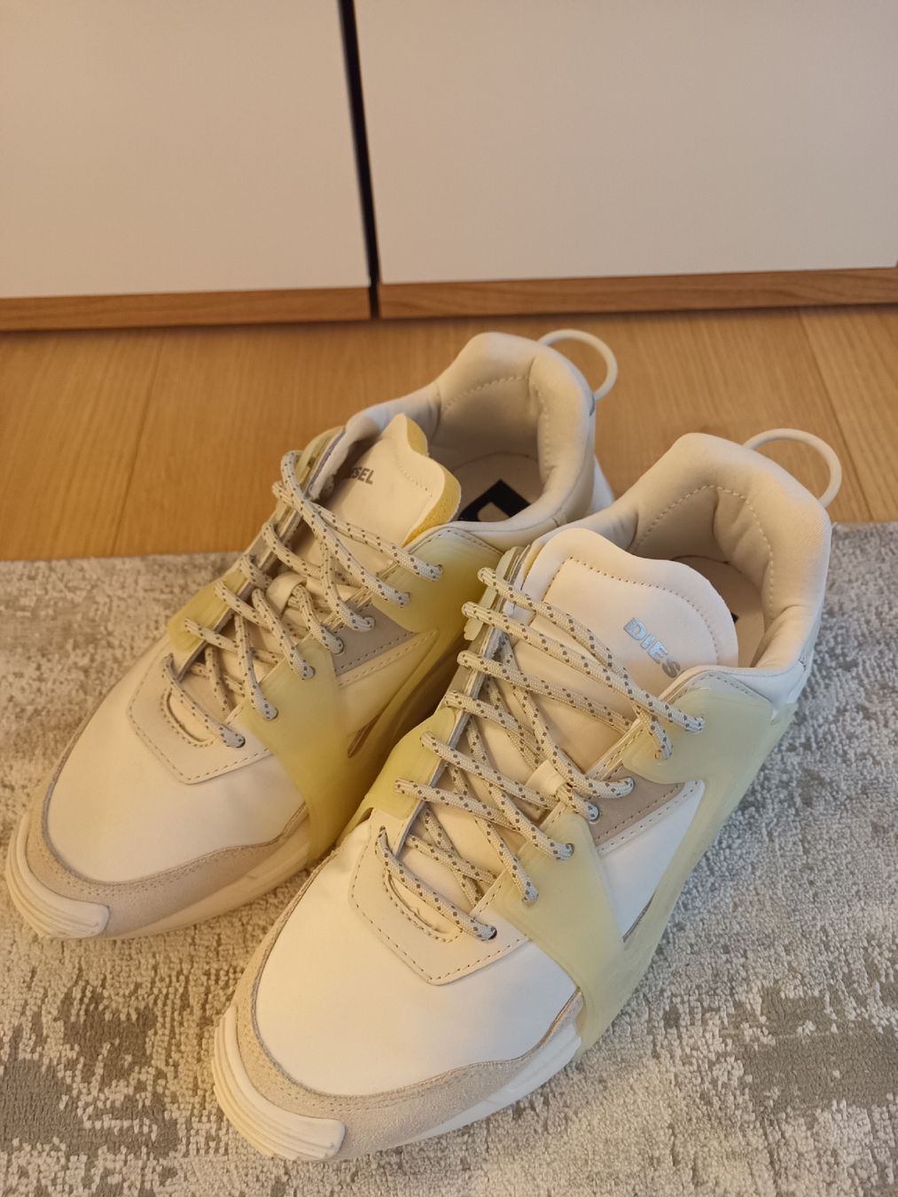Diesel Herrenschuhe: Diesel S-Serendipity Mask Sneaker Beige – Neu (gemäss Beschreibung) aus Frümsen von Swissline90 1