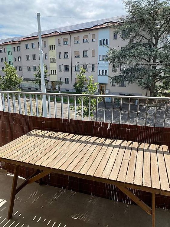 Holztisch (Ikea) für Balkon/Garten in gutem Zustand Kaufen auf Ricardo