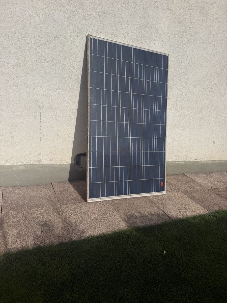 Dispositivi a energia solare: Solarpanel – Usato da möhlin venduto da platzsimo 9