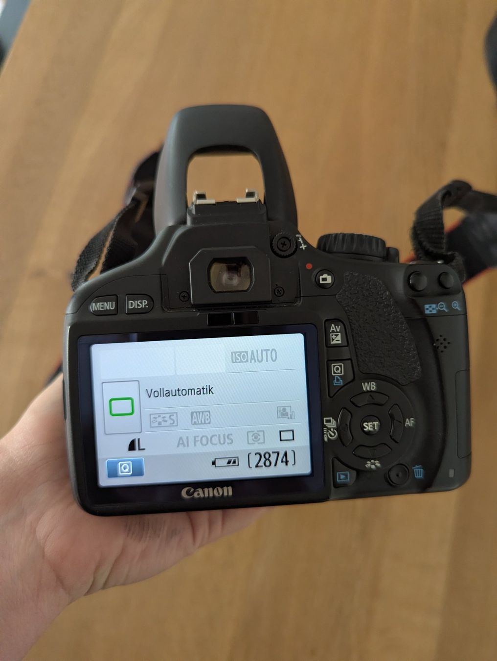 Canon Fotocamera: Canon EOS 550D mit Zubehör – Usato da Luzern venduto da Swetnova 8