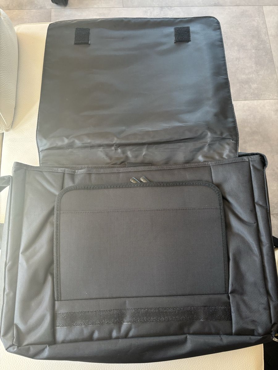 Borse: Laptop-Tasche mit Zebra-Muster – Nuovo e nell'imballaggio originale da Wald AR venduto da bertli00 1