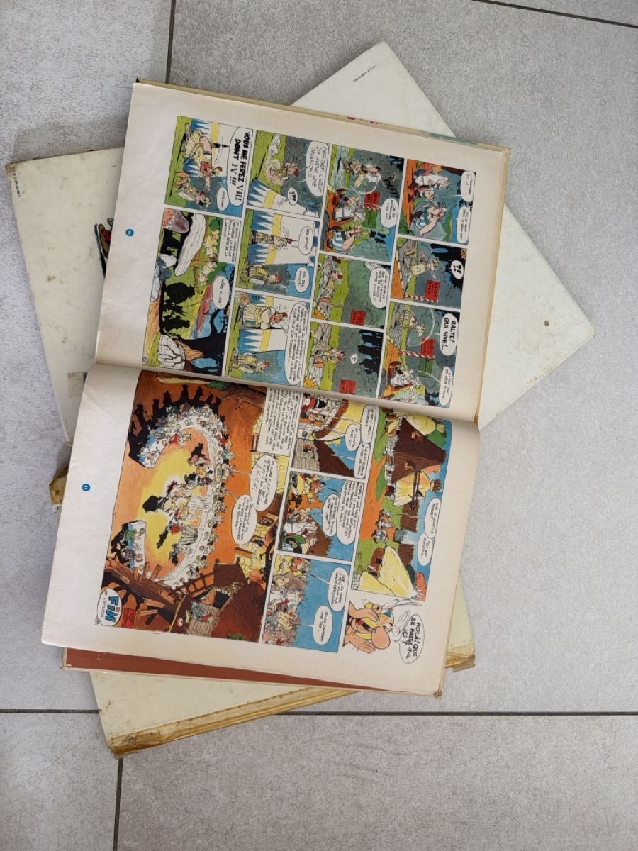 Fumetti: Asterix Comics Collection Chez les Belges Goths Normands Ces – Usato da Martigny venduto da Jacoosh1234 2