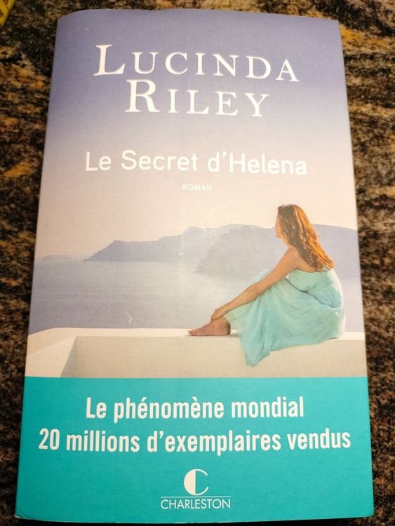 Le secret d'Héléna Par Lucinda Riley (Gebraucht) in Cortaillod für CHF ...