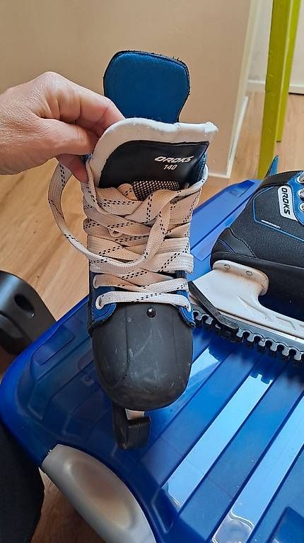 Schlittschuhe: Pattini ghiaccio 33-36 – Gebraucht aus Bellinzona von chi_sl69
