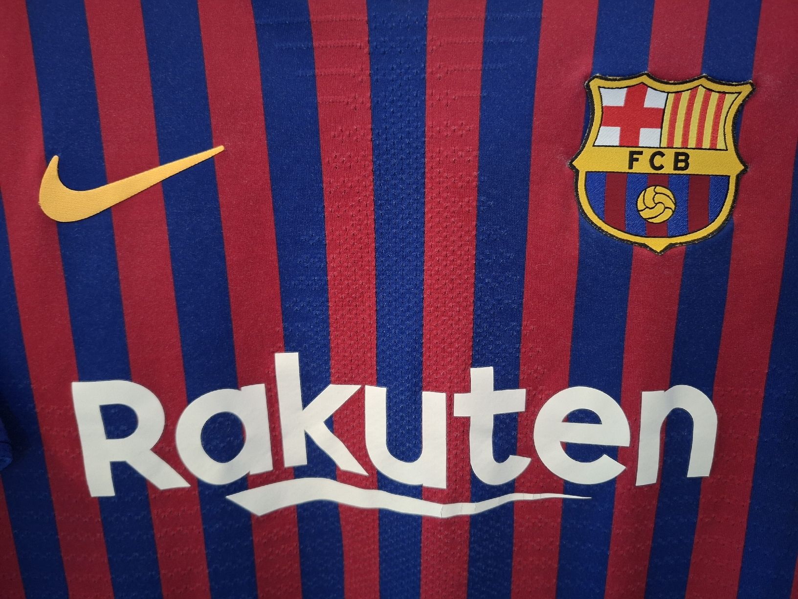 FC Barcelona Canottiere & Pantaloni: MESSI #10 Original Player Version Barcelona 2018 Home Trikot – Usato da St-Léonard venduto da SwissDealsJersey 3