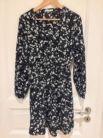 Robe noire à imprimé fleuri blanc & Other Stories, TS