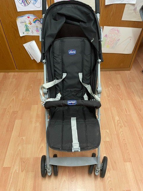 Chicco Kinderwagen: Kinderwagen Chicco  schwarz gebraucht – Gebraucht aus Bettlach von rod_dj5c