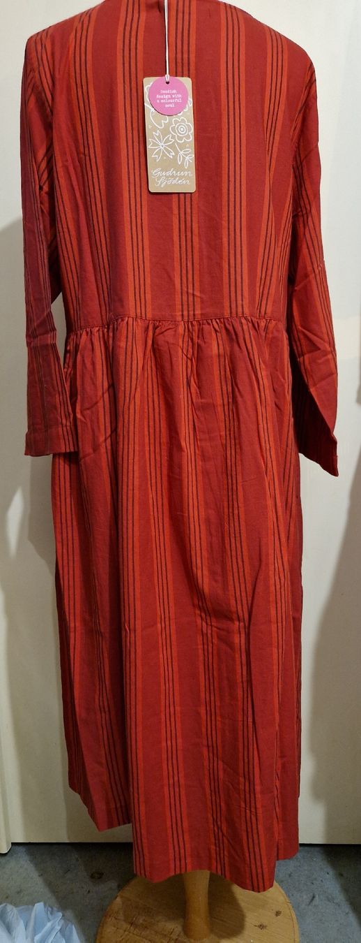 Gudrun Sjöden Vestiti: Neues Gudrun Sjöden Kleid "Sofia", Gr. L, rot-schwarz gestr. – Nuovo (secondo la descrizione) da Oberengstringen venduto da Sheera7 3