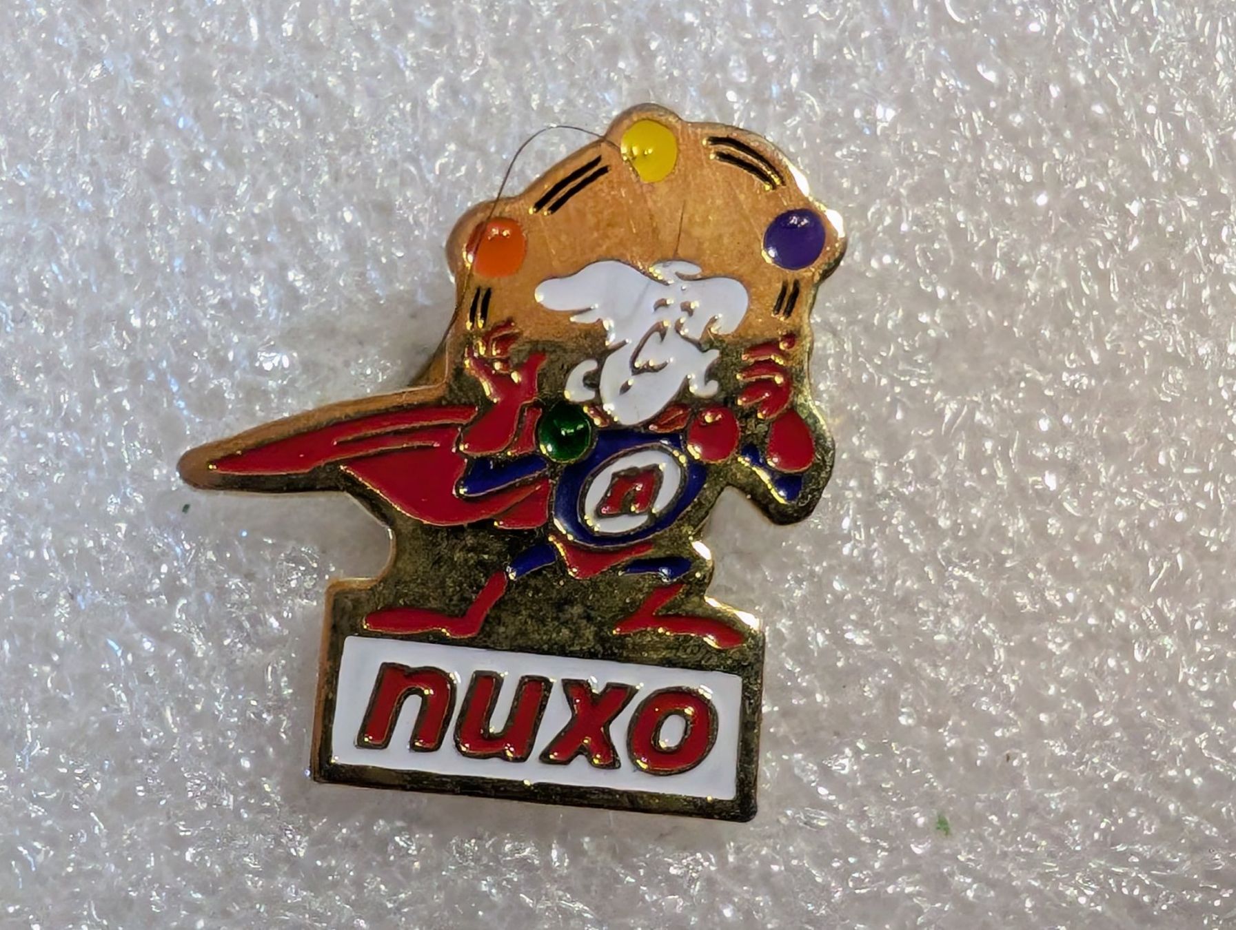 Placchette & Badge: Ansteckpin 280: Nuxo – Usato da Oppligen venduto da Pin-Fall-Shop