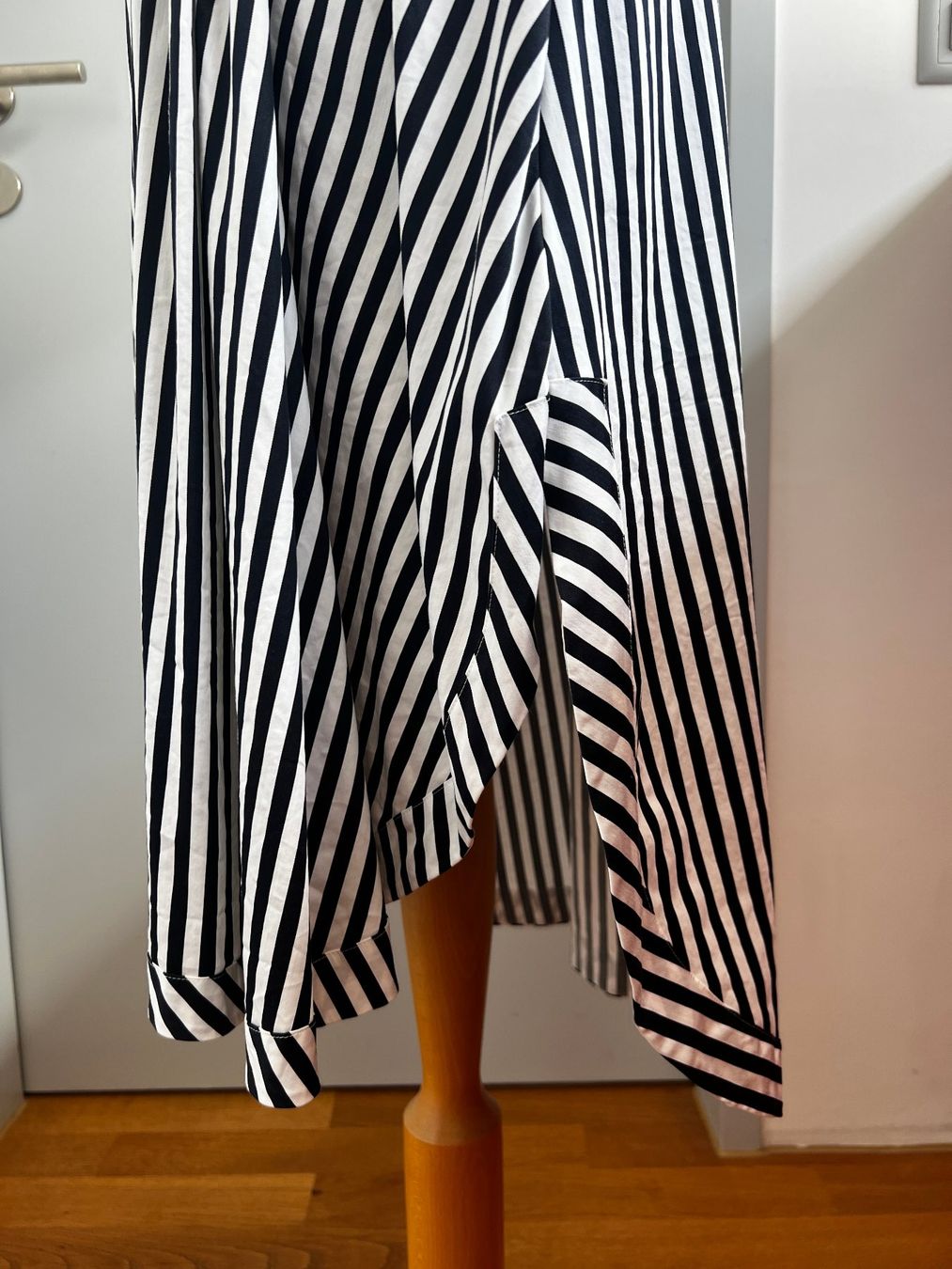 Hugo Boss Vestiti: Kleid von Hugo Boss Gr. 36 – Usato da Bourguillon venduto da dorblesse 4