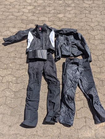 Motorrad Hosen und Jacke Schwarz Grösse S / M