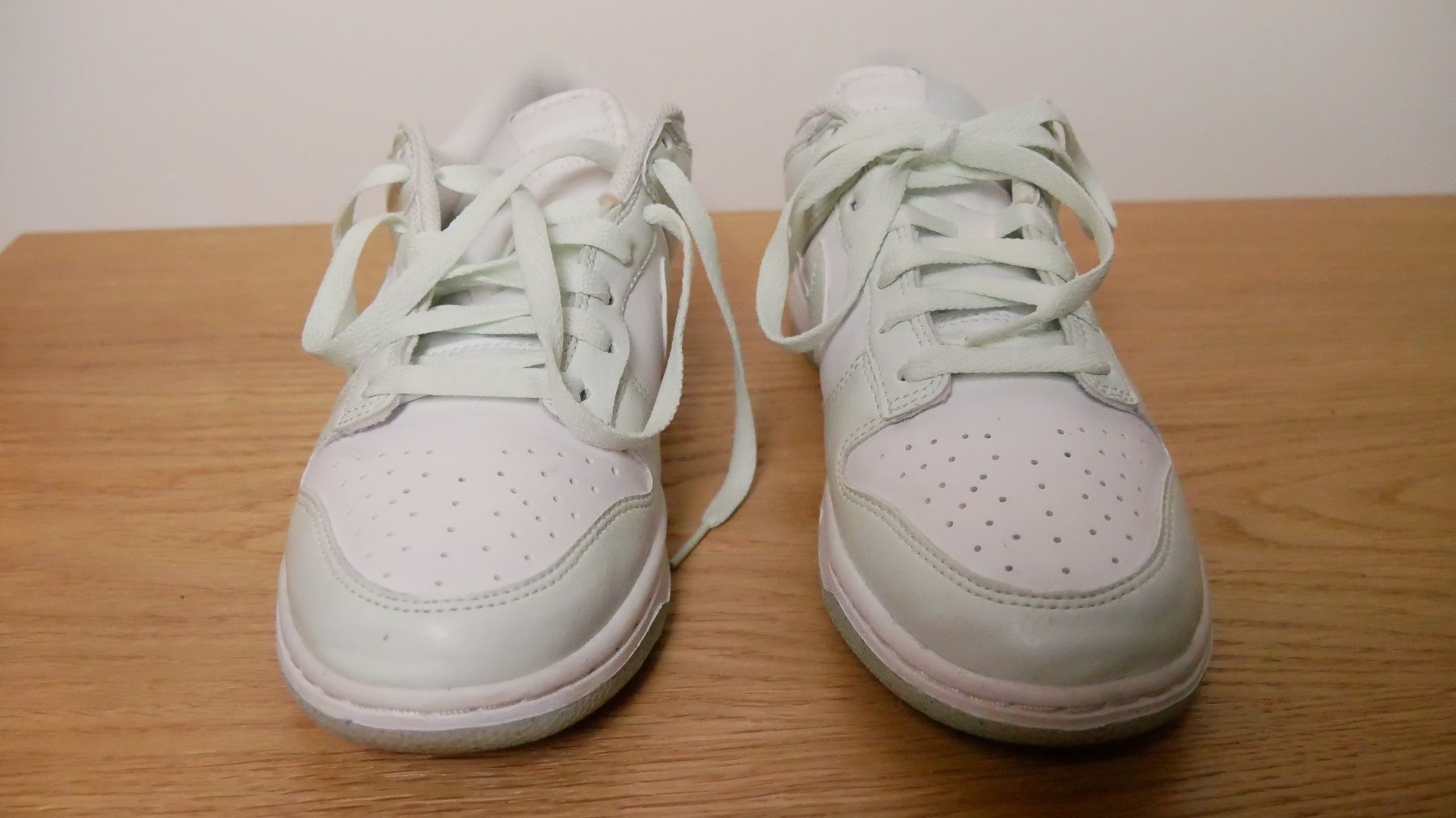 Nike Scarpe da donna: Nike Dunk low mint neongelb Grösse 39 NEU – Nuovo (secondo la descrizione) da Zürich venduto da julia_vina 2
