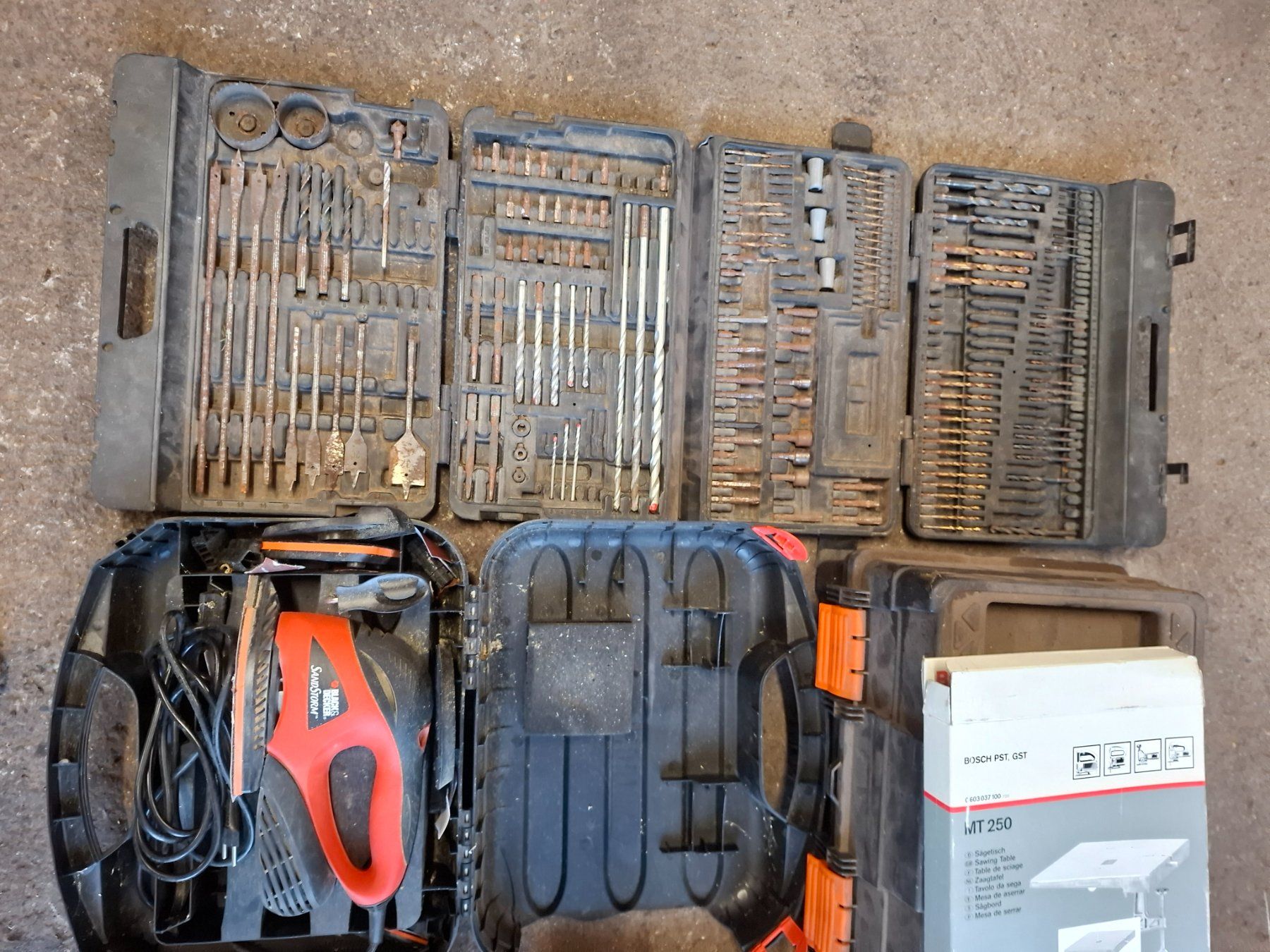 Tutti gli attrezzi: Outils divers – Usato da Les Enfers venduto da Begnon 4