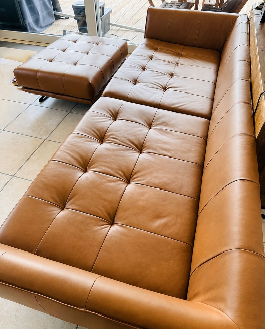 Divani: Exklusives Bigsofa - Echtleder inkl. passendem Polsterhocker – Usato da Hergiswil NW venduto da Cotswold 5