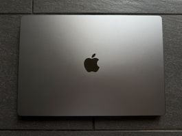 Apple MacBook Pro 16 M1 Max 32GB RAM 1TB SSD/ Freitag Sleeve