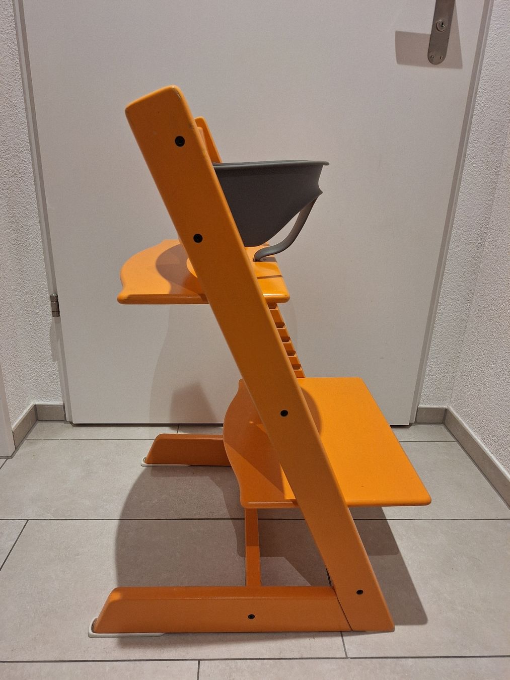 Stokke Chaises hautes: Triptrap Stokke mit Baby Set  – D'occasion à Döttingen par DuHaiduc 2