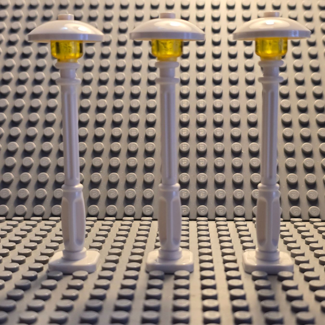 Lego Kit di costruzioni: Lego 3 x Laterne – Nuovo (secondo la descrizione) da Basel venduto da Swi-7621