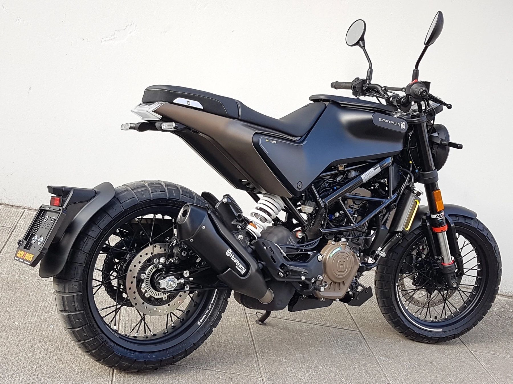Husqvarna Strada: HUSQVARNA Svartpilen 125 – Usato da Goldiwil (Thun) venduto da lilli969 5