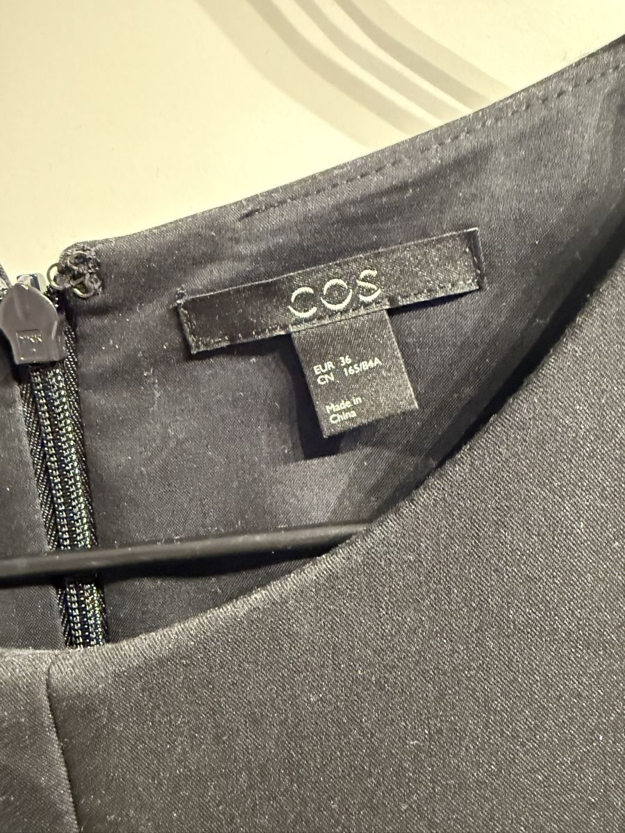 Cos Vestiti: COS Robe noir 36 – Usato da Zürich venduto da mimi2013 2